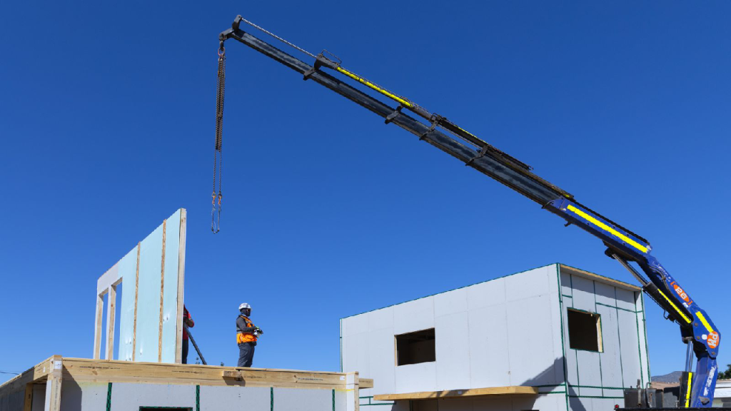 Participa de la «Jornada de la Prefabricación e Industrialización: Proyectos Relevantes para la Transformación de la Construcción»